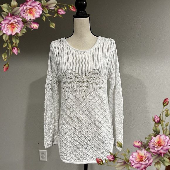 JEANNE PIERRE Sweaters - White with silver long sleeve open knit sweater